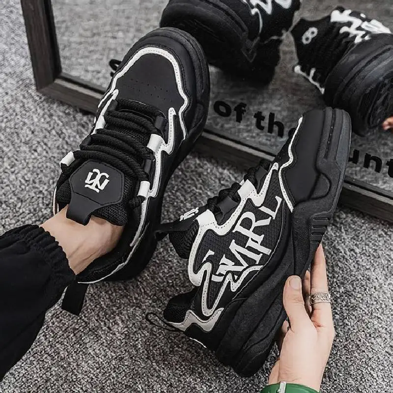 Basics Simple Stylish Skateboarding Shoes-8