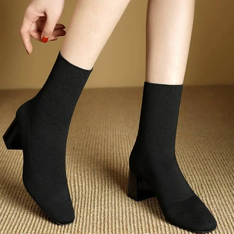 Fashionable Simple Ankle Boots-1