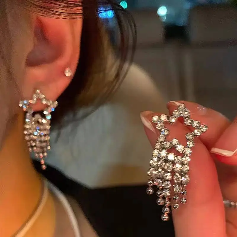 Fashionable Funky Ear Stud-1
