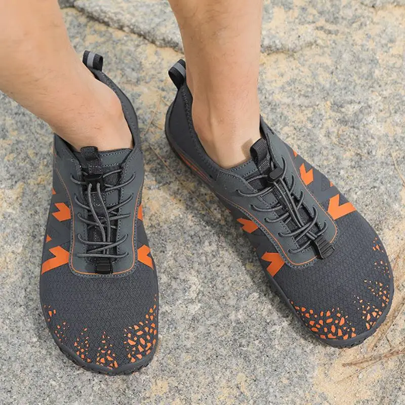 Sporty Breathable Hiking Shoes-2