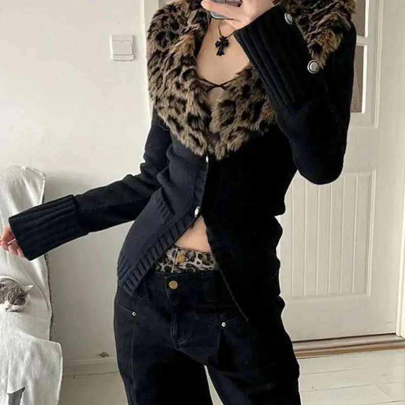 Fashionable Plain Leopard Print Knitwear Women-1