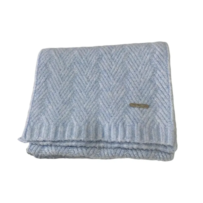 Fashionable Basics Knit Scarf-1