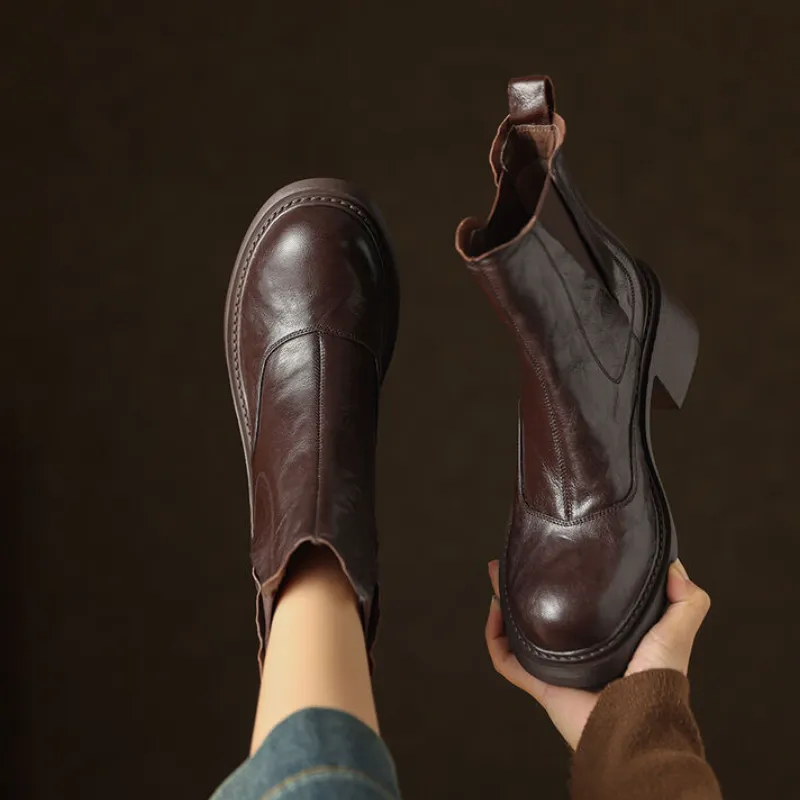 Fashionable Retro Ankle Boots-1