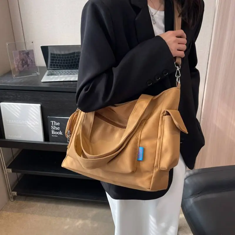 Fashionable Simple Shoulder Bag-8