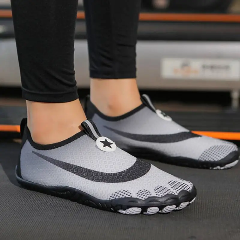 Breathable Fashionable River Trekking Shoes-10