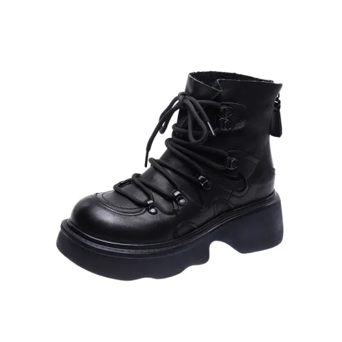 Sporty Lightweight Outdoor Boots