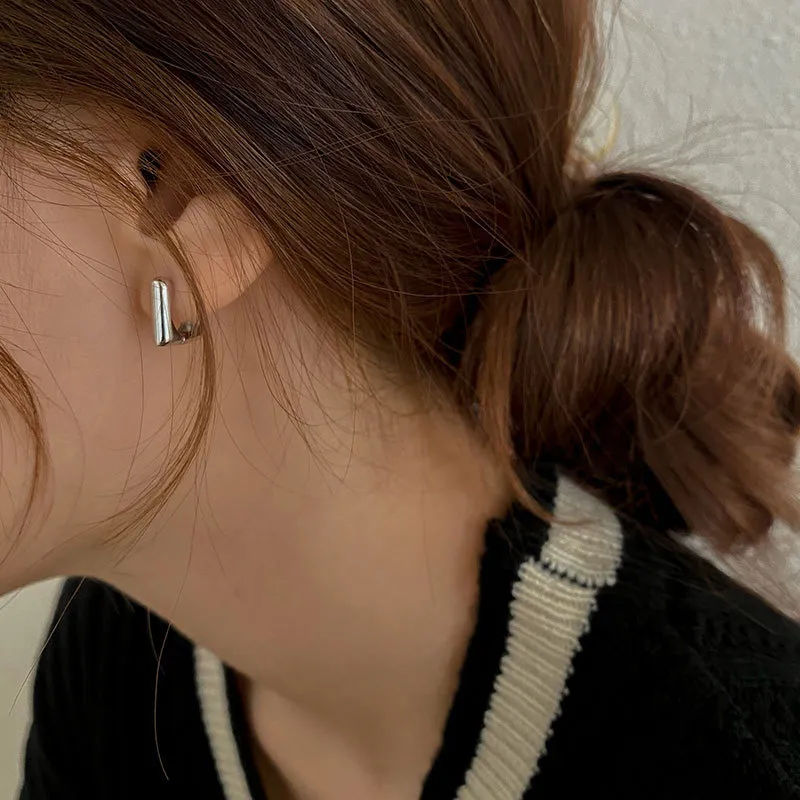 Simple Geometric Earring-1