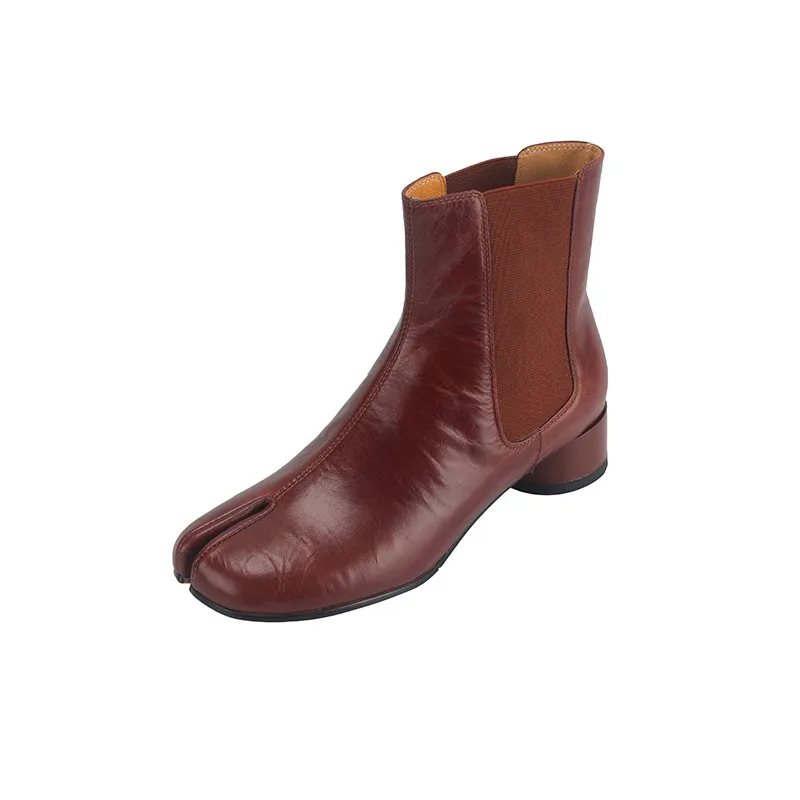 Fashionable Retro Ankle Boots-0