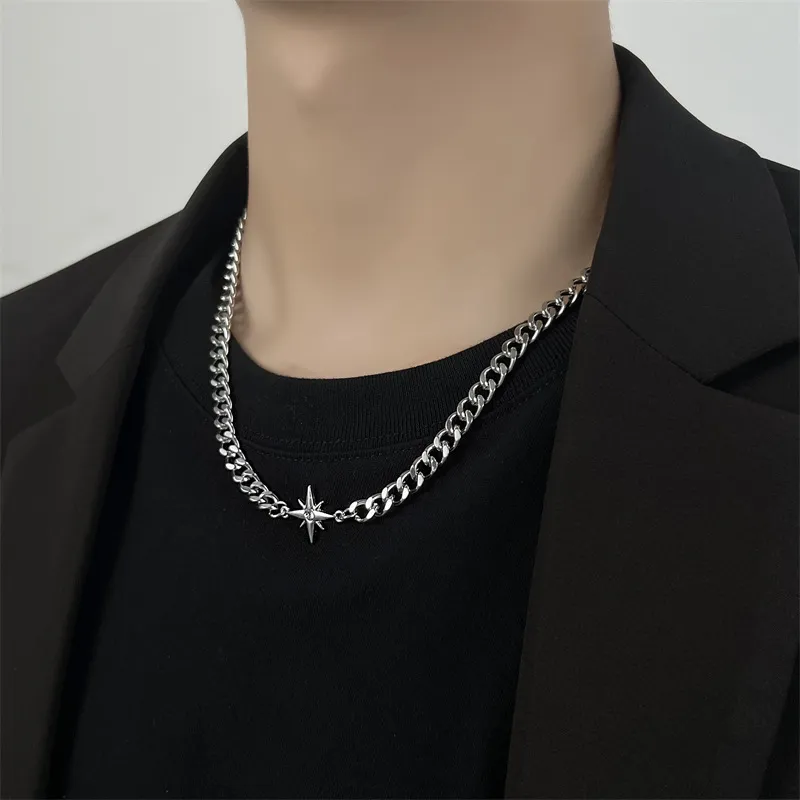 Fashionable Preppy Necklace-2