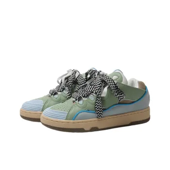 Fashionable Basics Stylish Skateboarding Shoes