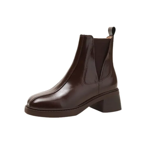 adoptés par Saint Laurent et