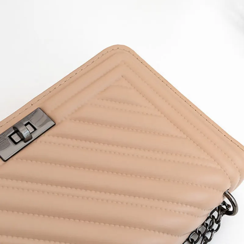 Fashionable Funky Shoulder Bag-5