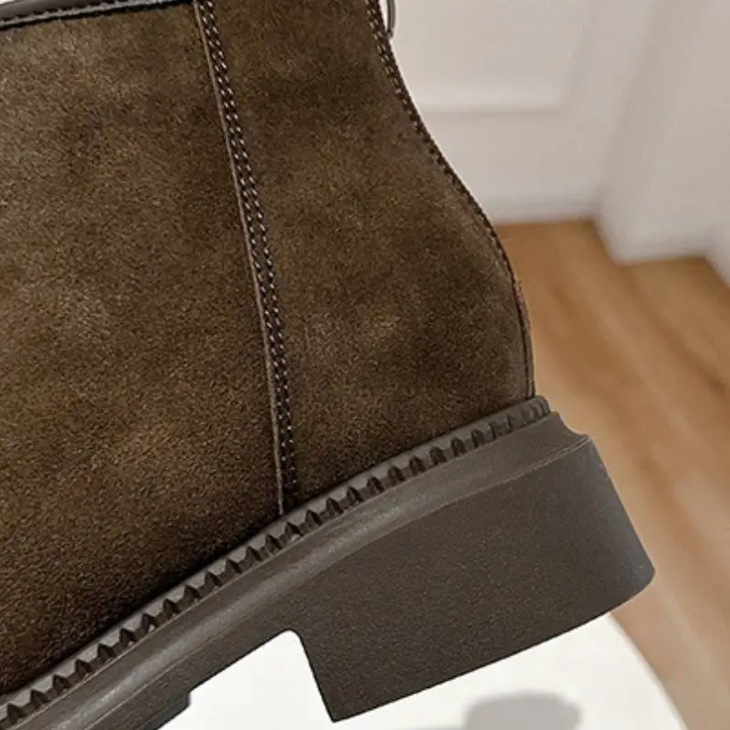Simple Basics Ankle Boots-3