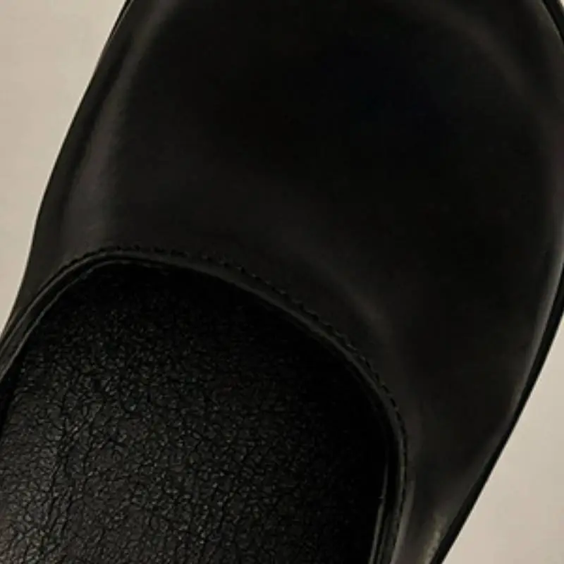 Fashionable Basics Mary Jane Shoes-3