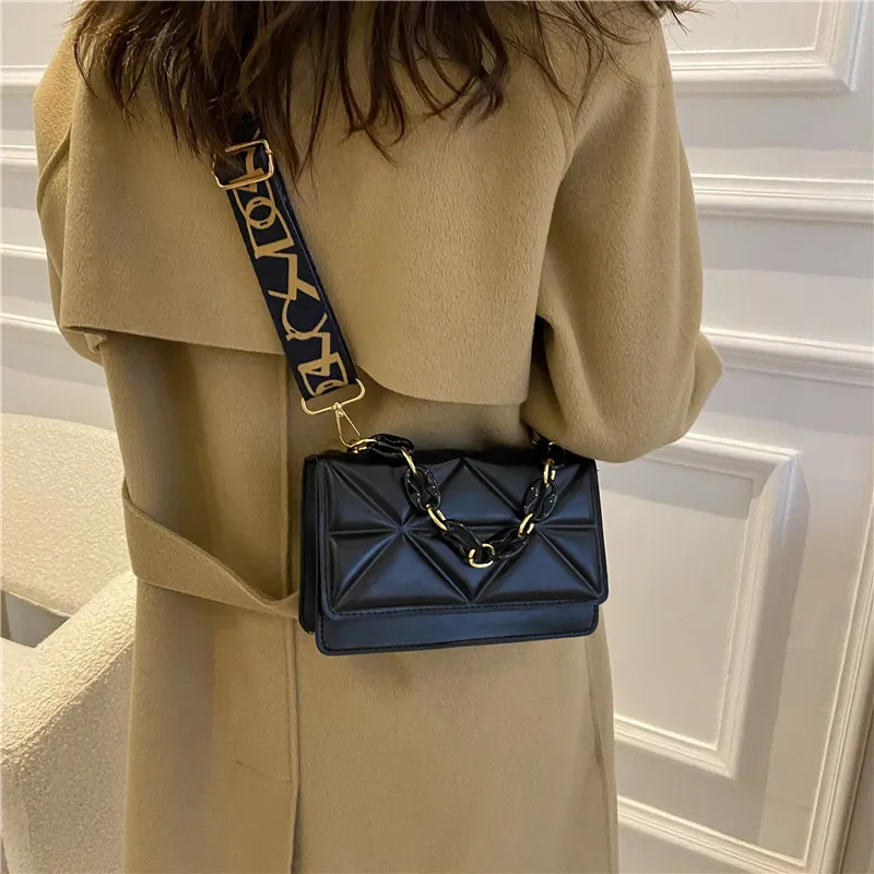 Zipper Glamorous Shoulder Bag-2
