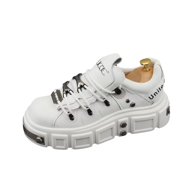 Casual Metal Stylish Skateboarding Shoes-0