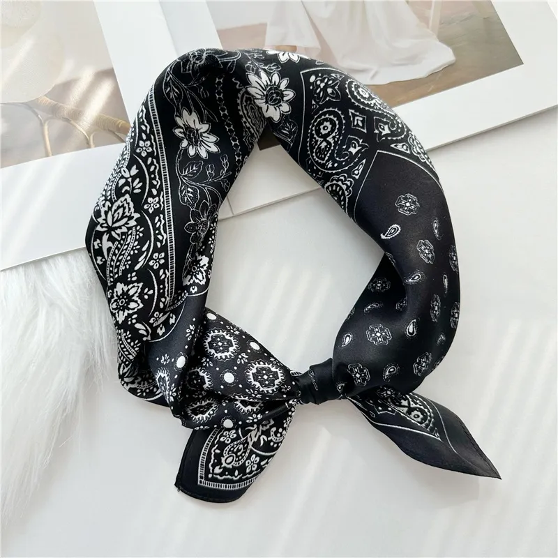 Fashionable Retro Silk Scarf-1