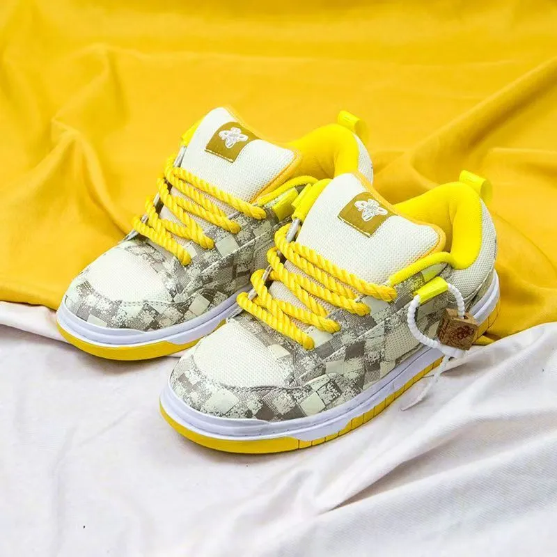 Casual Contrast Color Stylish Skateboarding Shoes-3