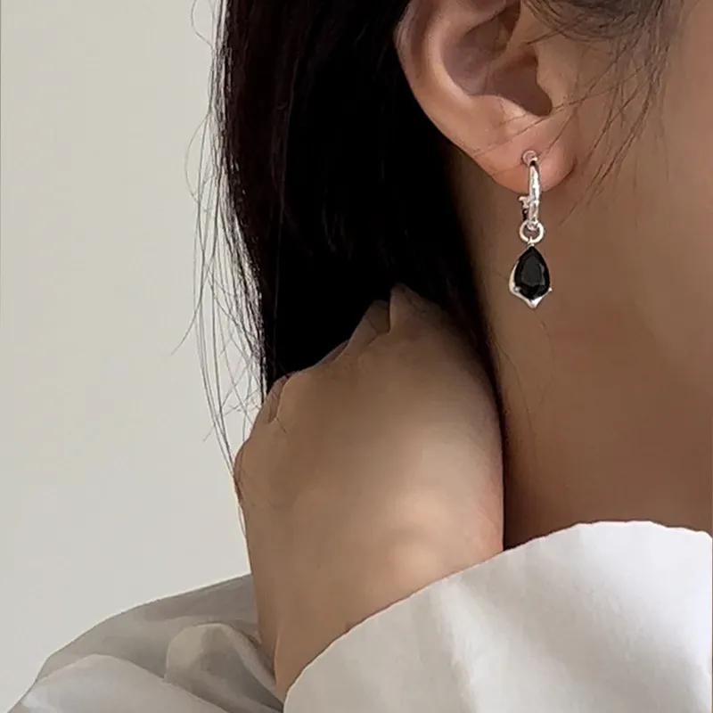 Fashionable Pearls Water Drop Earring-2