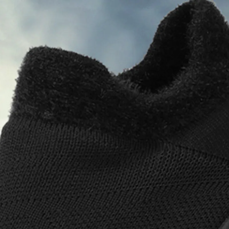 Simple Breathable Slip On Shoes-9