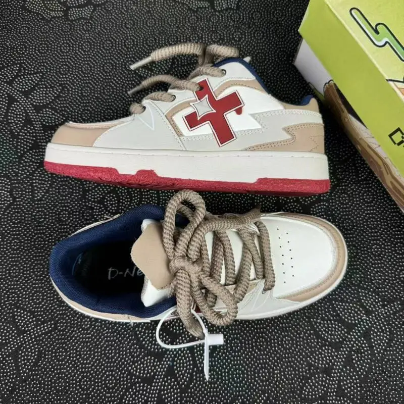 Casual Sporty Stylish Skateboarding Shoes-1