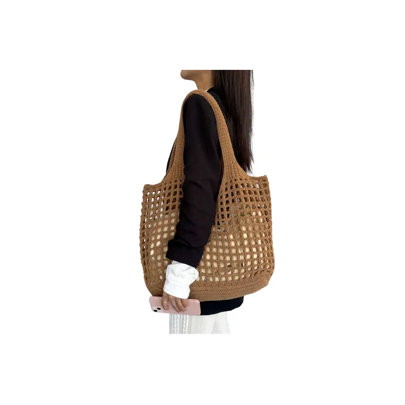 Fashionable Glamorous Handbag-4