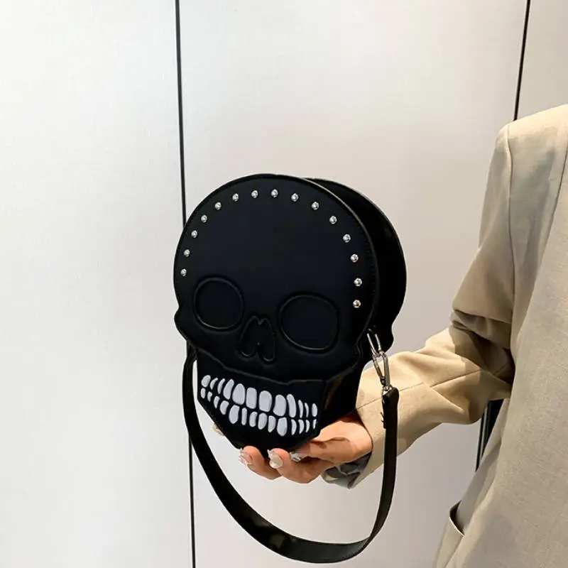 Fashionable Cool Crossbody Bag-7