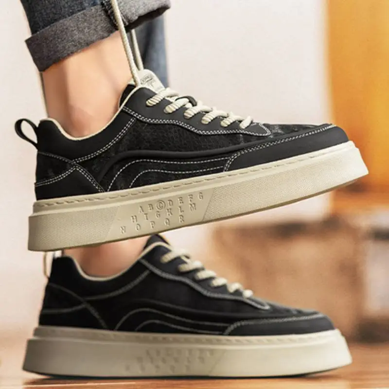 Fashionable Sports Lifestyle Shoes-1