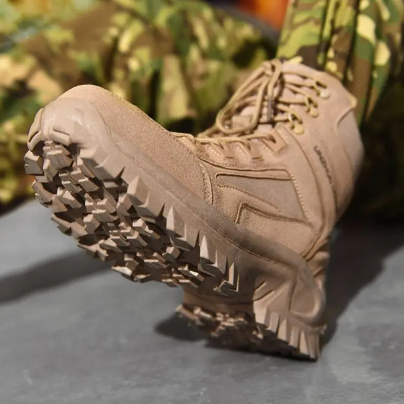 Fashionable Sporty Outdoor Boots-2