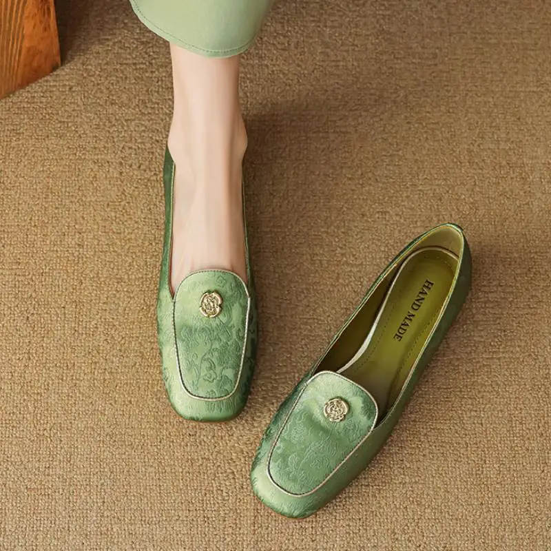 Simple Fashionable Loafer-8