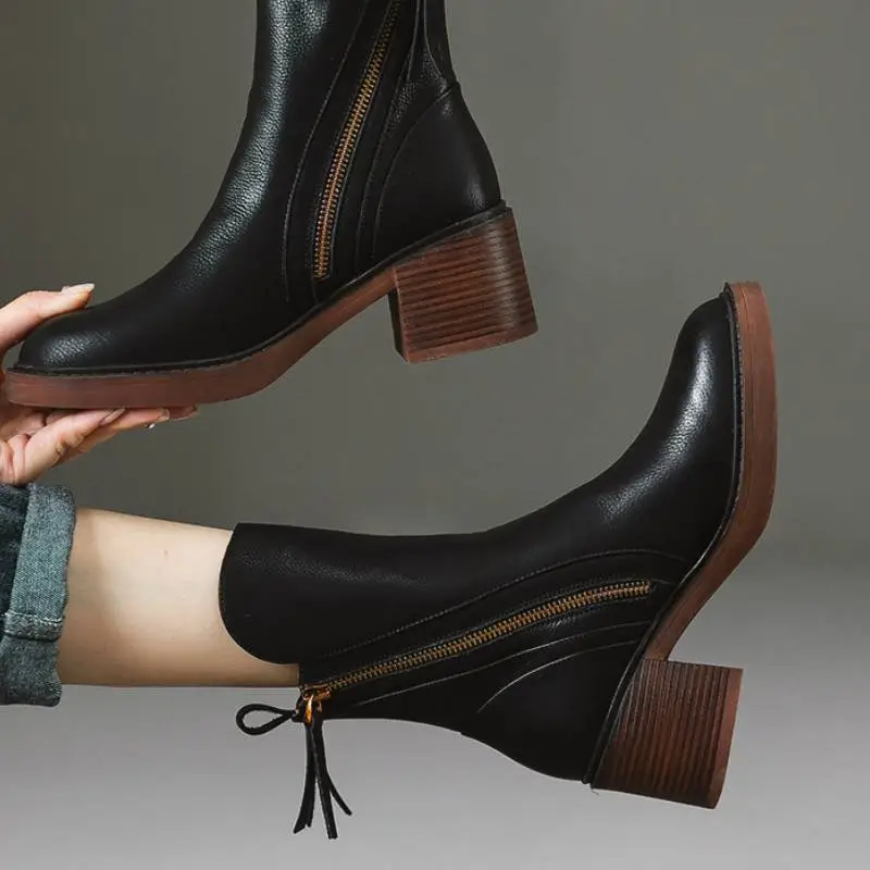 Casual Fashionable Chelsea Boot-2
