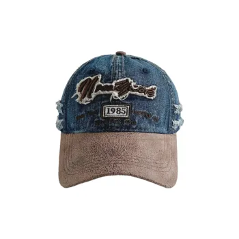 Washed Embroidery Peaked Cap