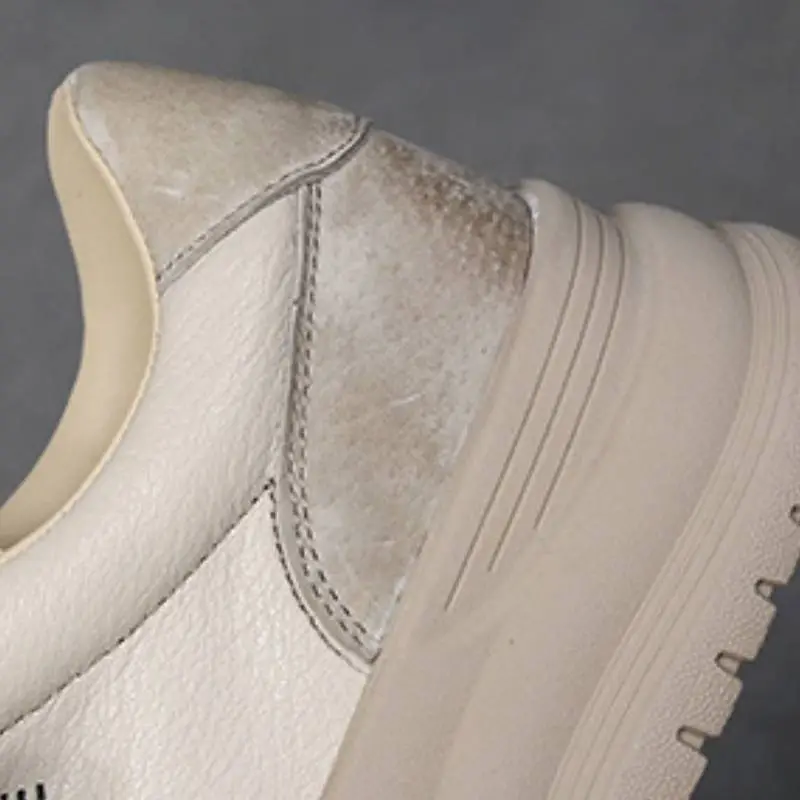 Simple Contrast Color Skateboarding Shoes-7