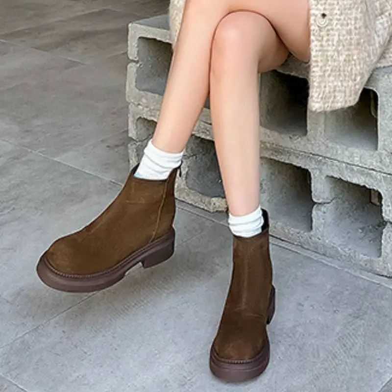 Simple Basics Ankle Boots-2