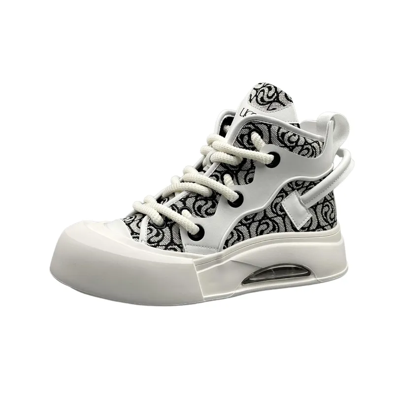 Basics Simple Stylish Skateboarding Shoes-2