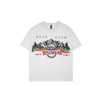 Mountain Print Short sleeved T shirt