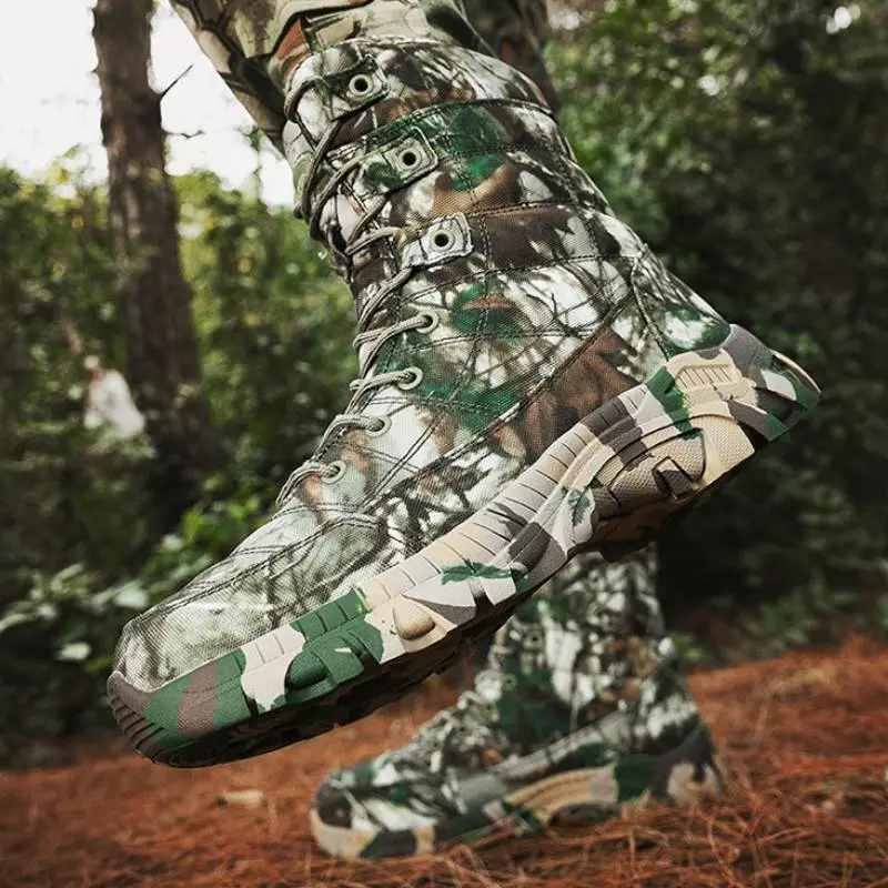 Sporty Camo Outdoor Boots-6