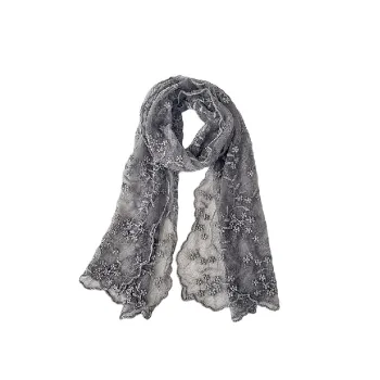 Fashionable Floral Scarf