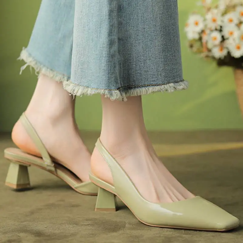 Retro Lace Up High Heels-7