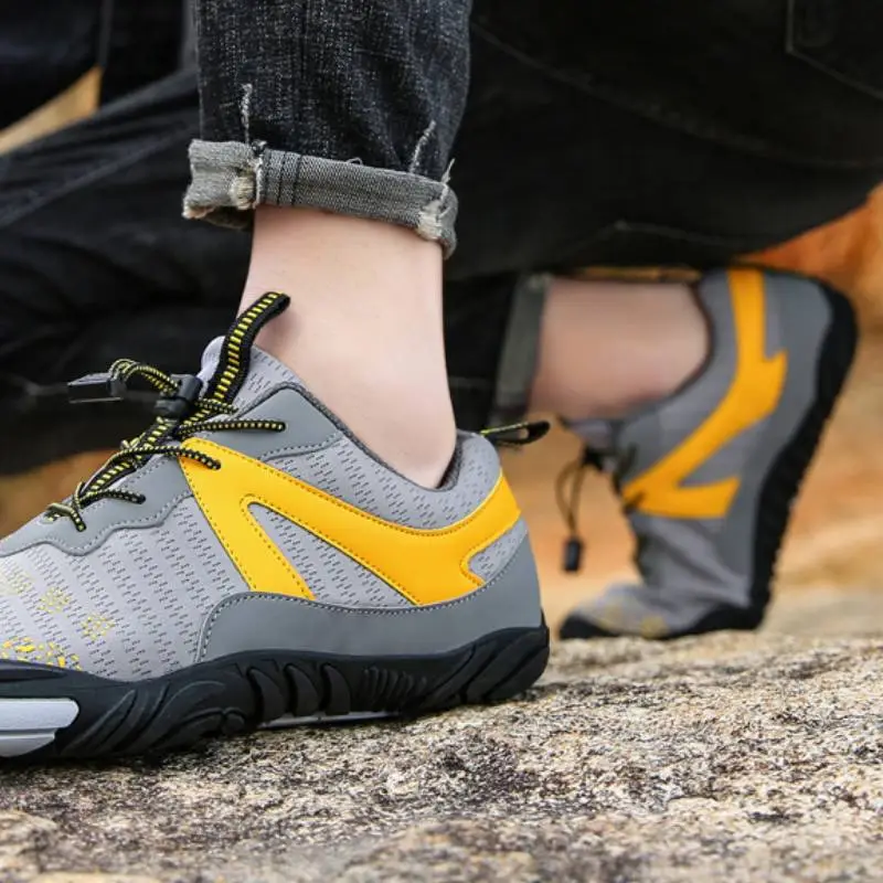 Outdoor Breathable River Trekking Shoes-9