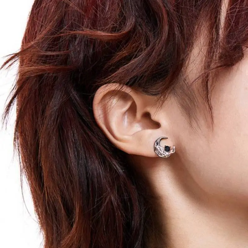 Trendy Cool Ear Stud-1