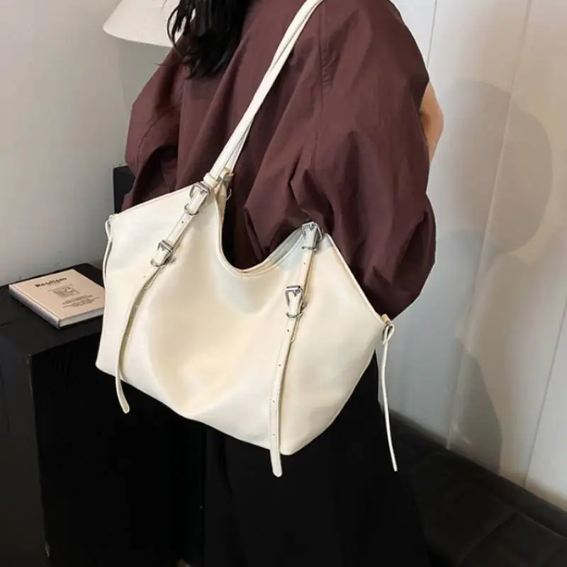 Retro Distress Shoulder Bag-2