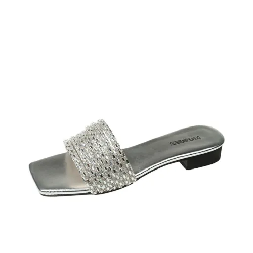 Fashionable Rhinestone Beach Sandals