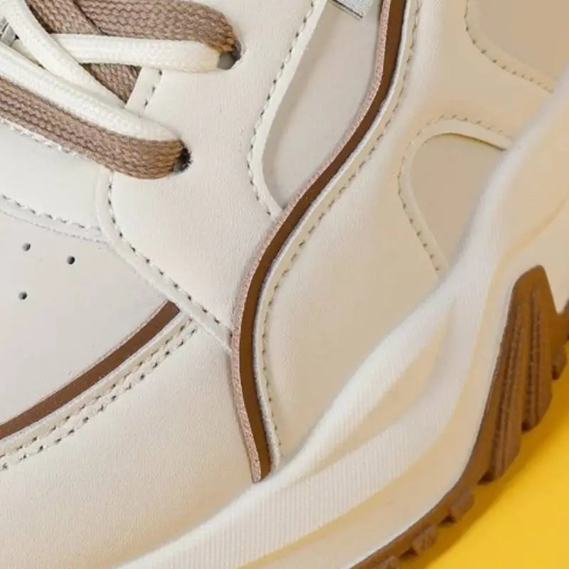 Fashionable Sporty Lifestyle Shoes-3