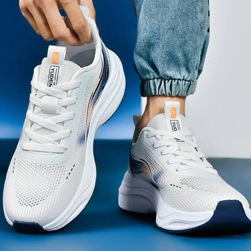 Fashionable Lightweight Running Shoes-11