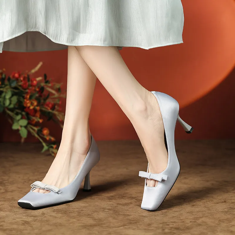 Fashionable Waterproof High Heels-4