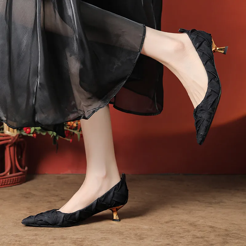 Glamorous Plain High Heels-5
