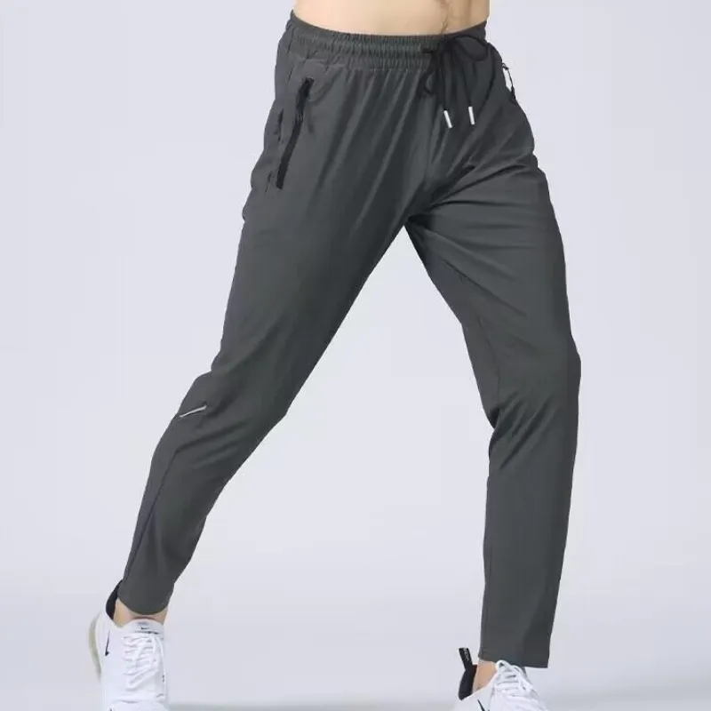Casual Breathable Blended Synthetic Fabrics Sports Pants-1