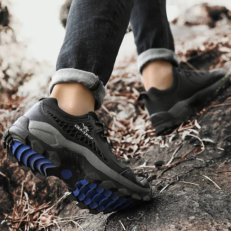 Casual Breathable Hiking Shoes-8