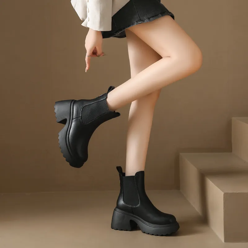 Retro Casual Chelsea Boot-1